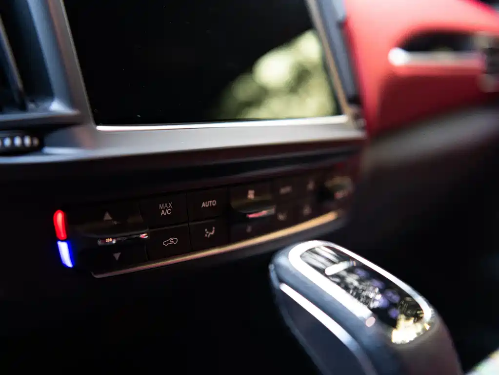Maserati Levante 2021 — фото 22