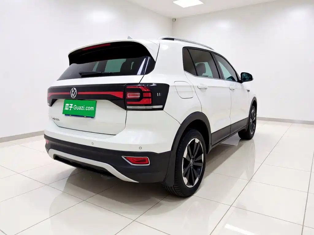 Volkswagen Tacqua 2020