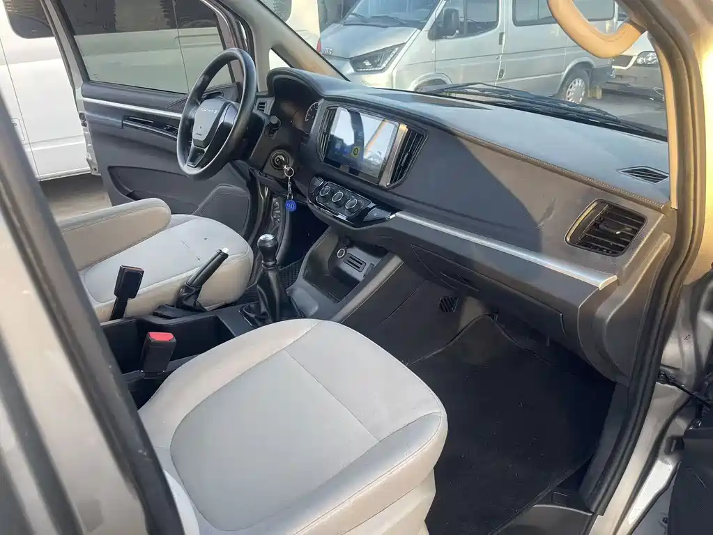 Dongfeng Lingzhi 2025