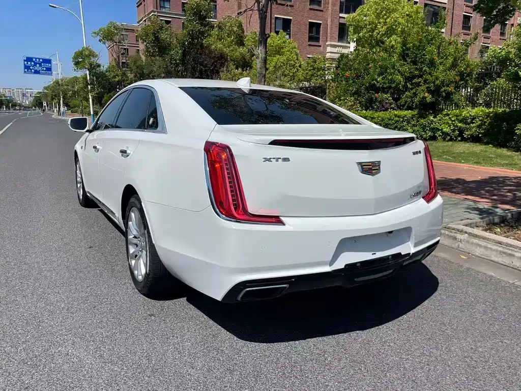 Cadillac XTS 2019 — фото 7