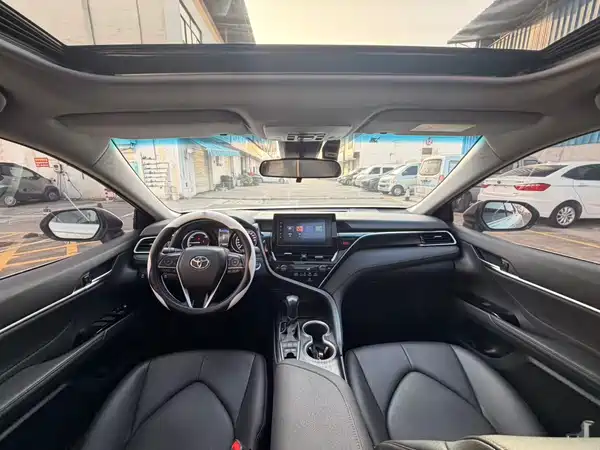 Toyota Camry 2023