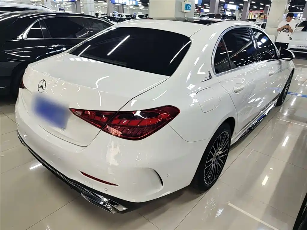 Mercedes-Benz C-Class 2022 — фото 7