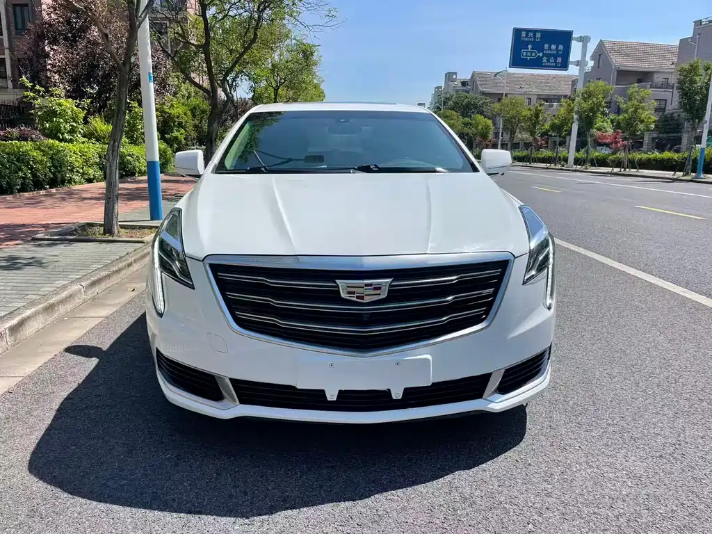 Cadillac XTS 2019 — фото 3