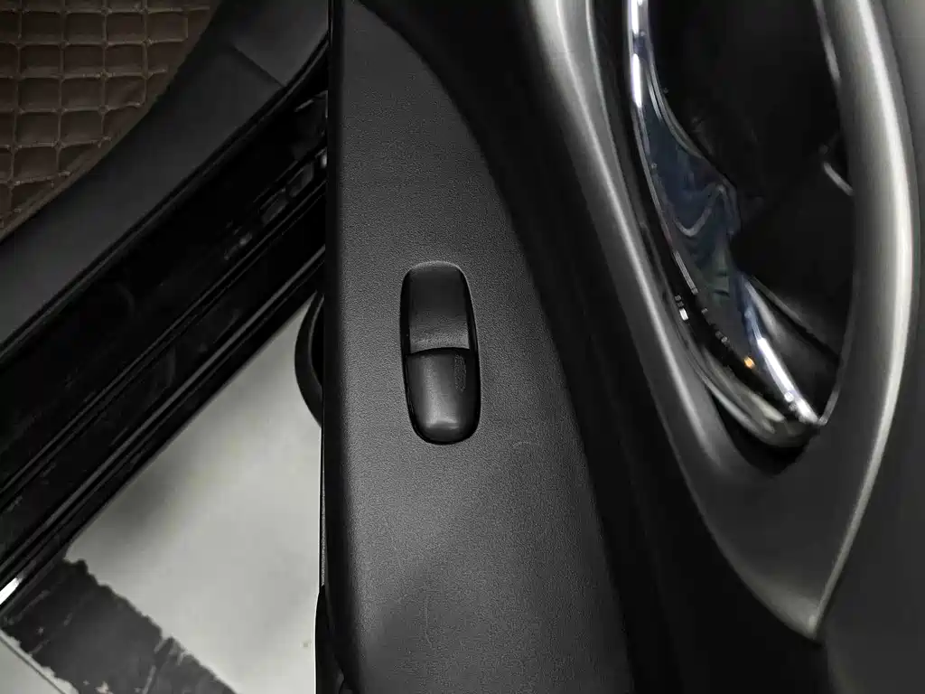 Nissan Sylphy 2024 — фото 16