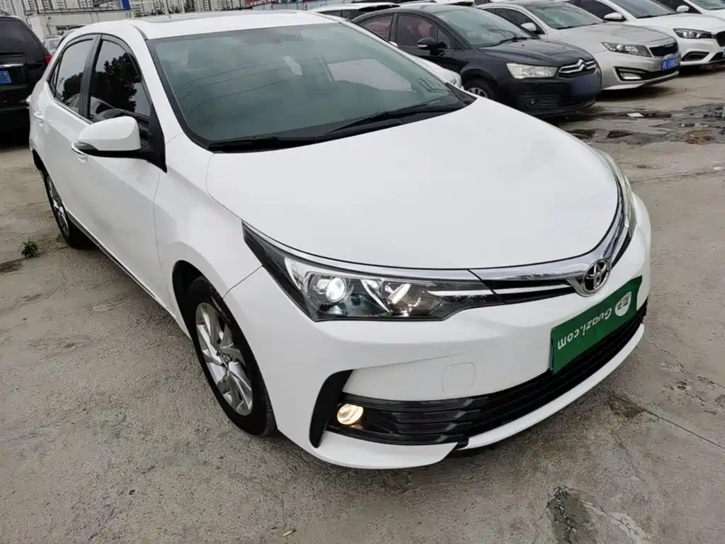 Toyota Corolla 2017 — фото 4