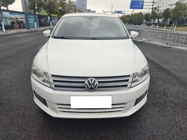 Volkswagen Santana 2015