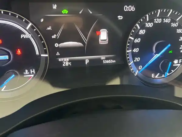 Toyota Crown Kluger 2022
