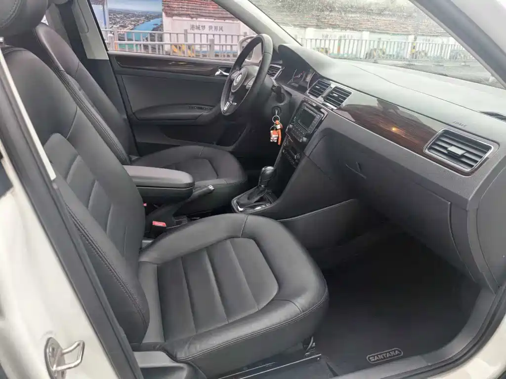 Volkswagen Santana 2015