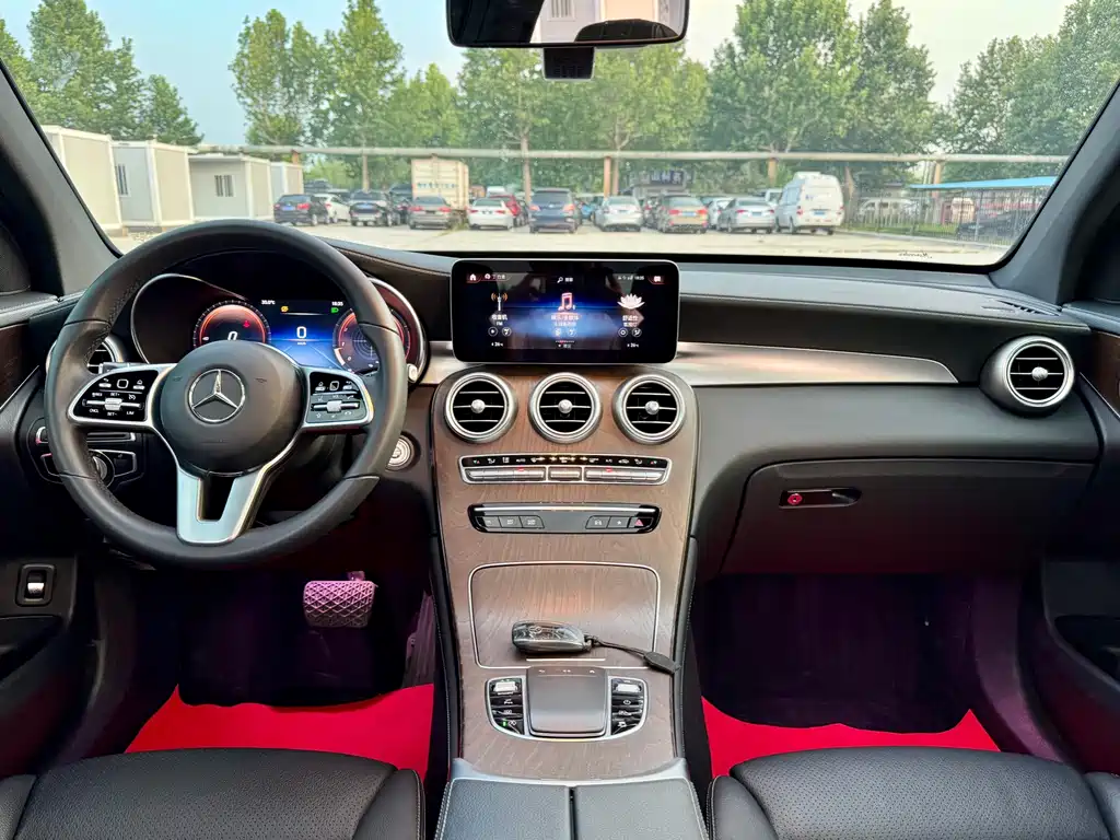 Mercedes-Benz GLC 2020 — фото 14