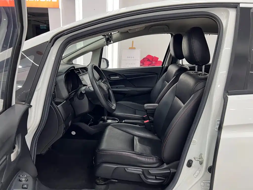 Honda Fit 2019 — фото 8