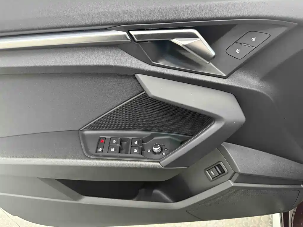 Audi A3 2022 — фото 14