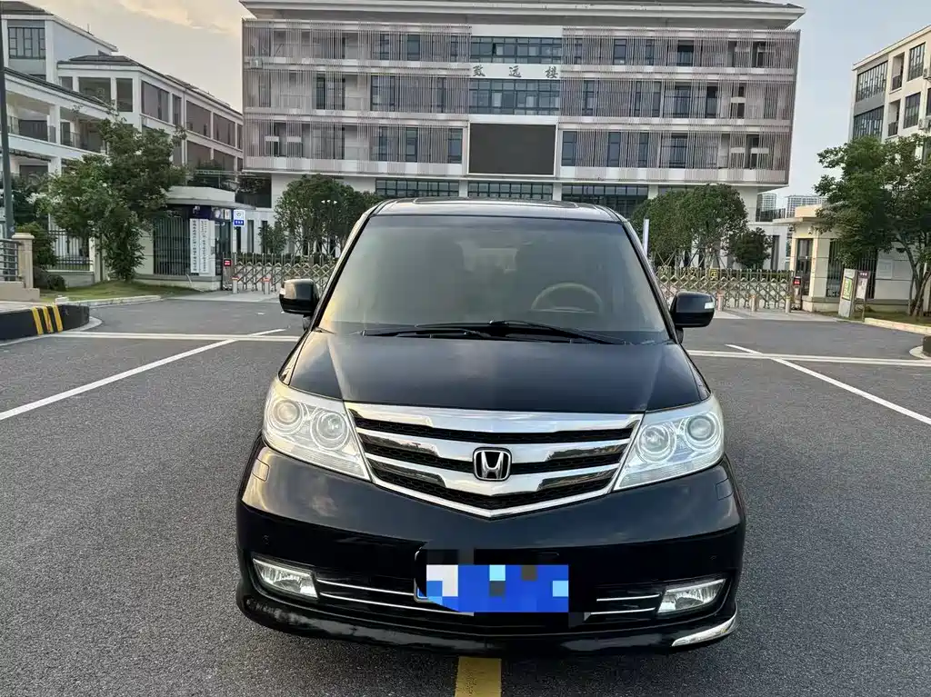 Honda Elysion 2014