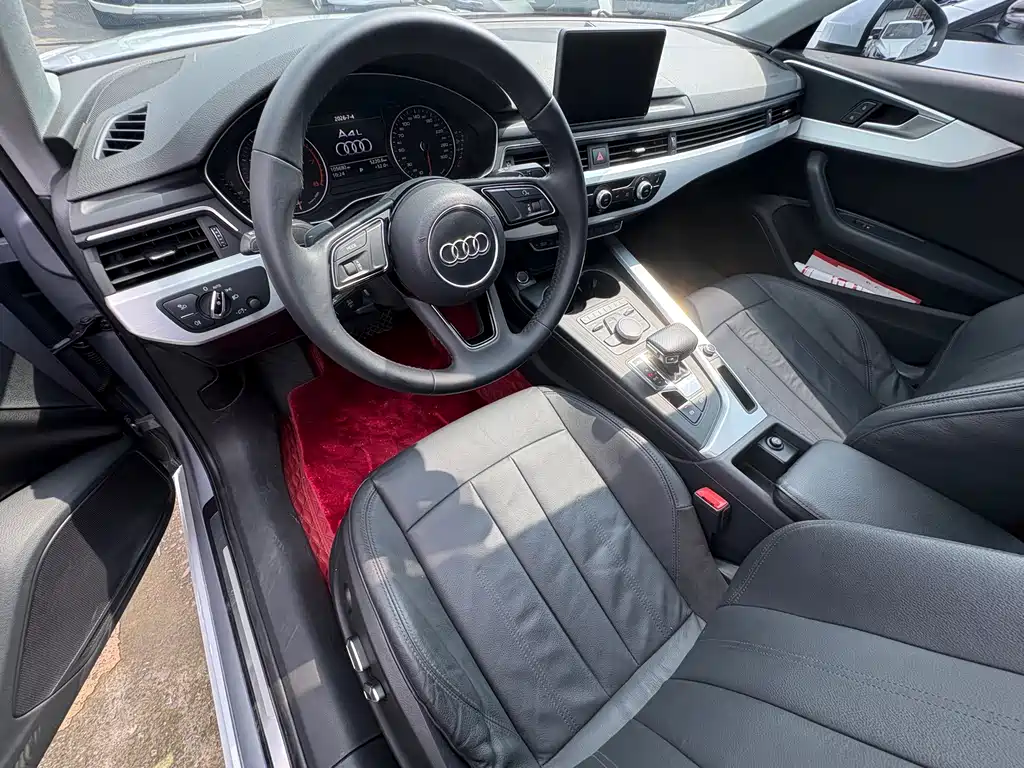 Audi A4L 2017