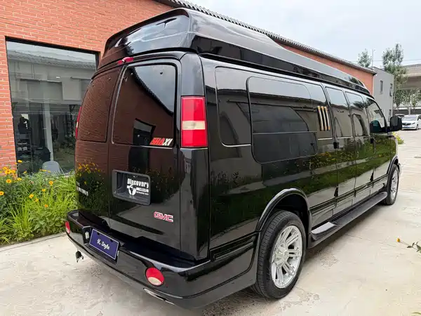 GMC SAVANA 2010