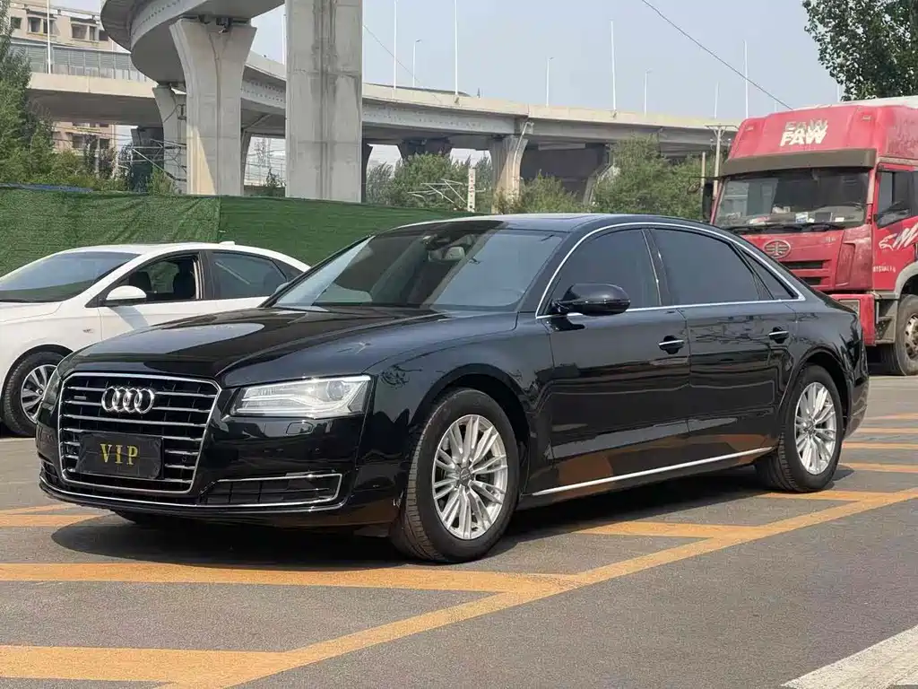 Audi A8 2014