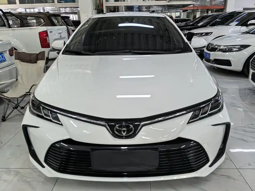 Toyota Corolla 2021 — фото 2