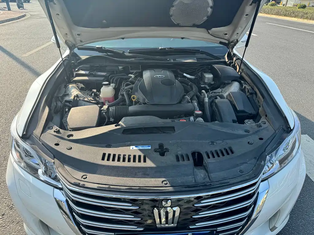 Toyota Crown 2016 — фото 15
