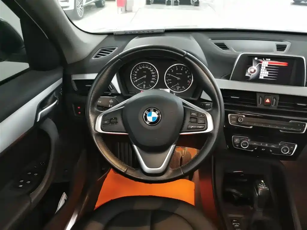 BMW X1 2017 — фото 17