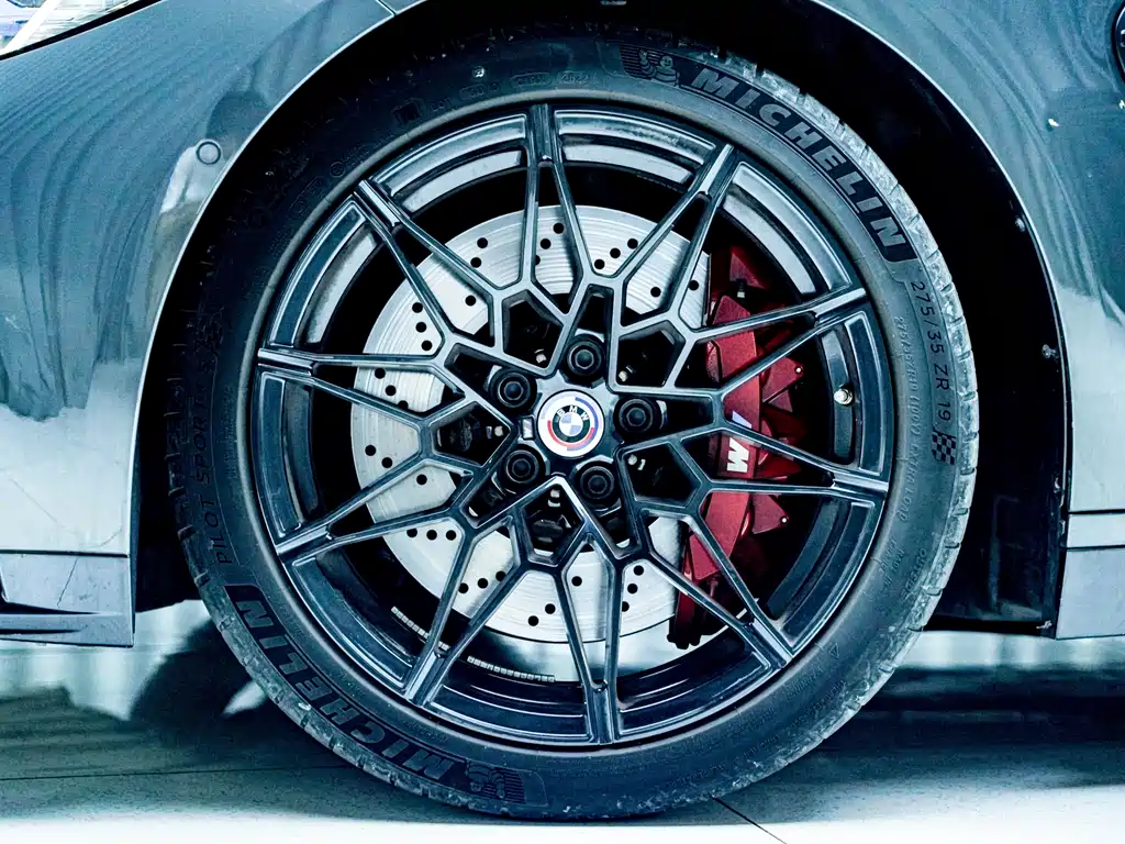 BMW M4 2023 — фото 14