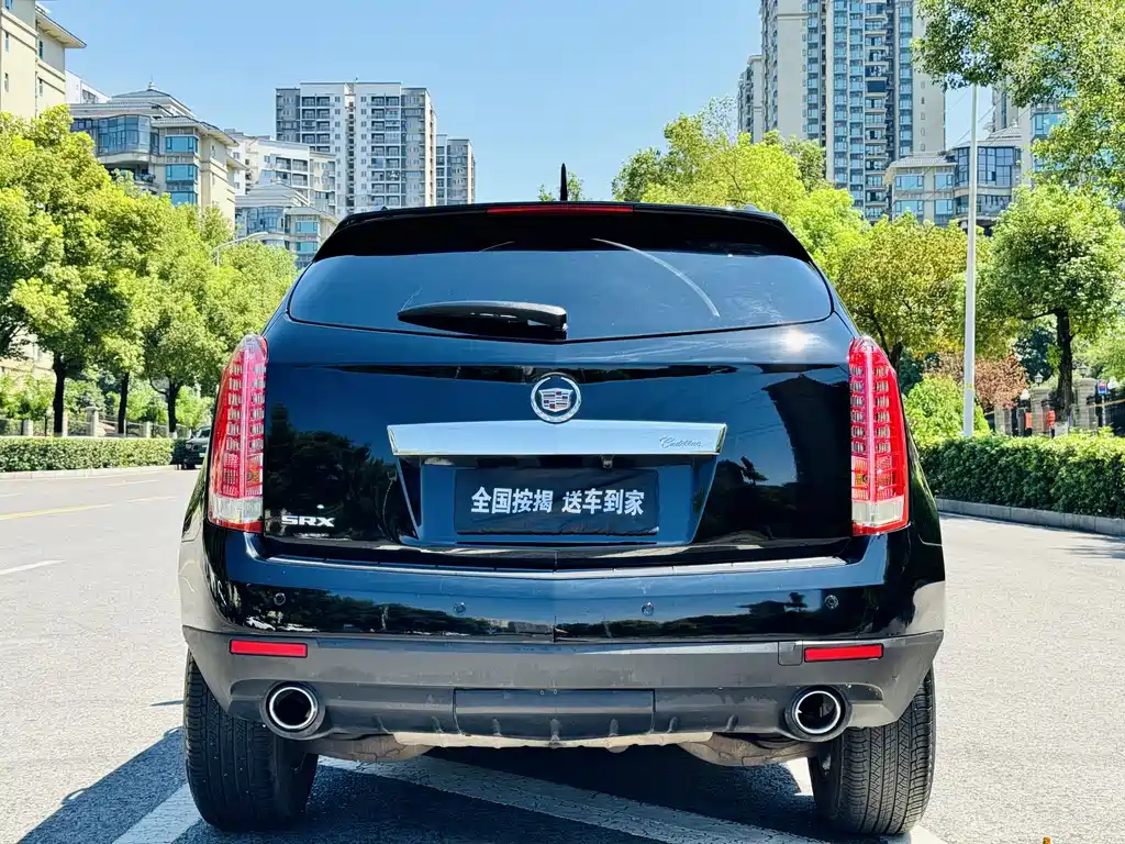 Cadillac SRX 2014 — фото 15