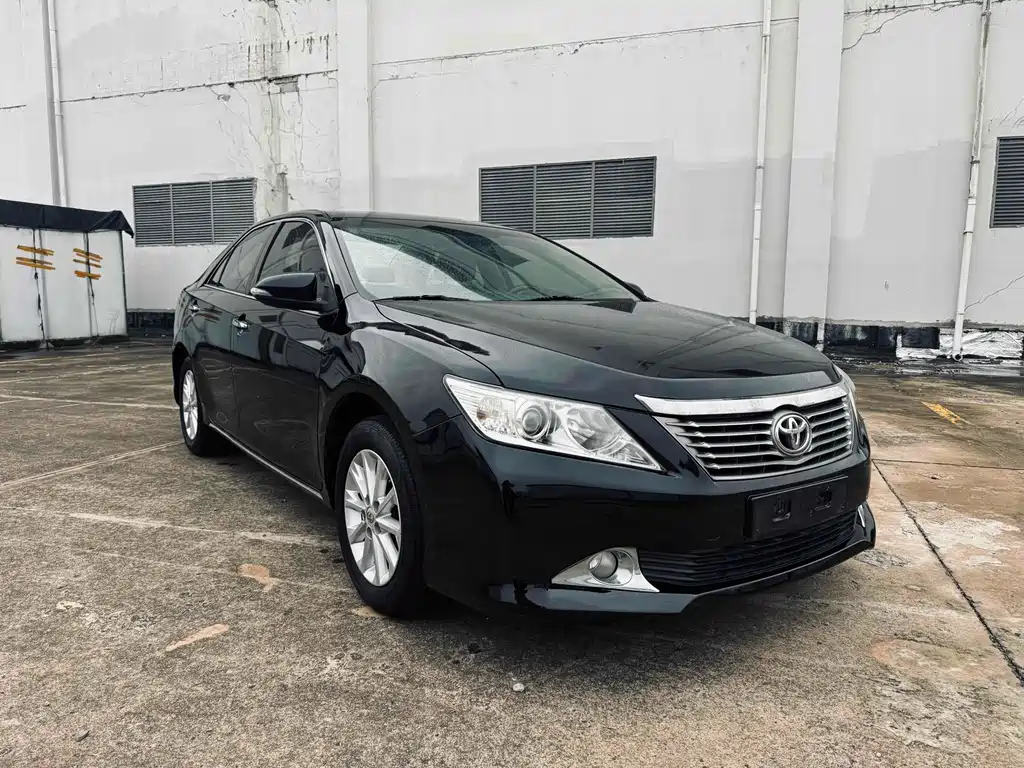 Toyota Camry 2014