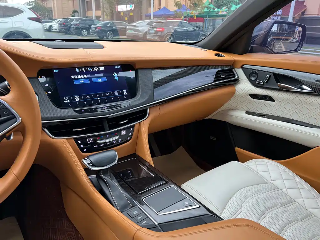 Cadillac CT6 2017 — фото 16