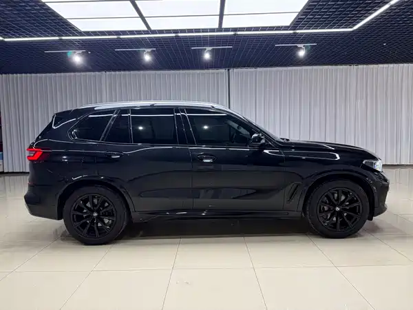 BMW X5 2021