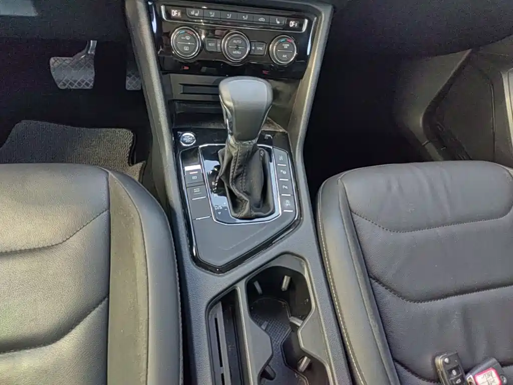 Volkswagen Tiguan L 2019 — фото 14