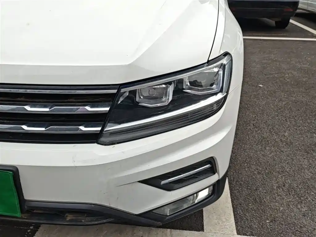 Volkswagen Tiguan L 2020 — фото 23