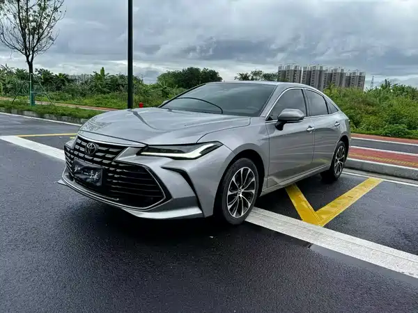 Toyota Avalon 2022