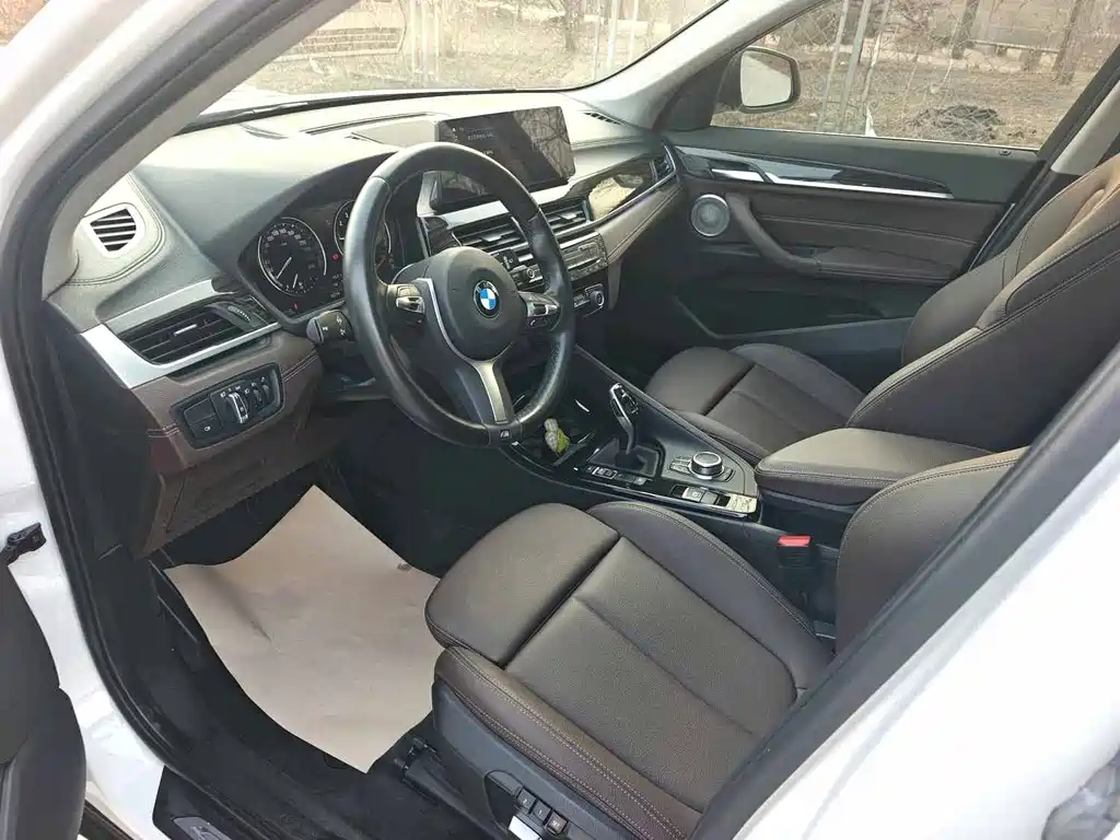 BMW X1 2022 — фото 9