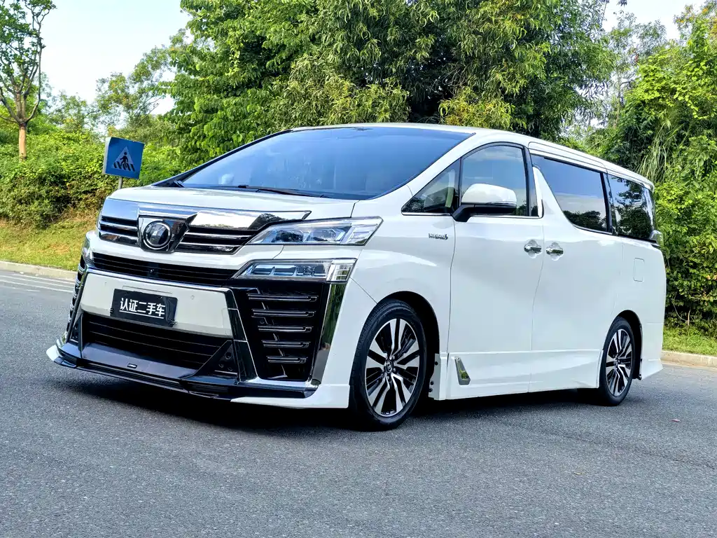 Toyota Vellfire 2020 — фото 1