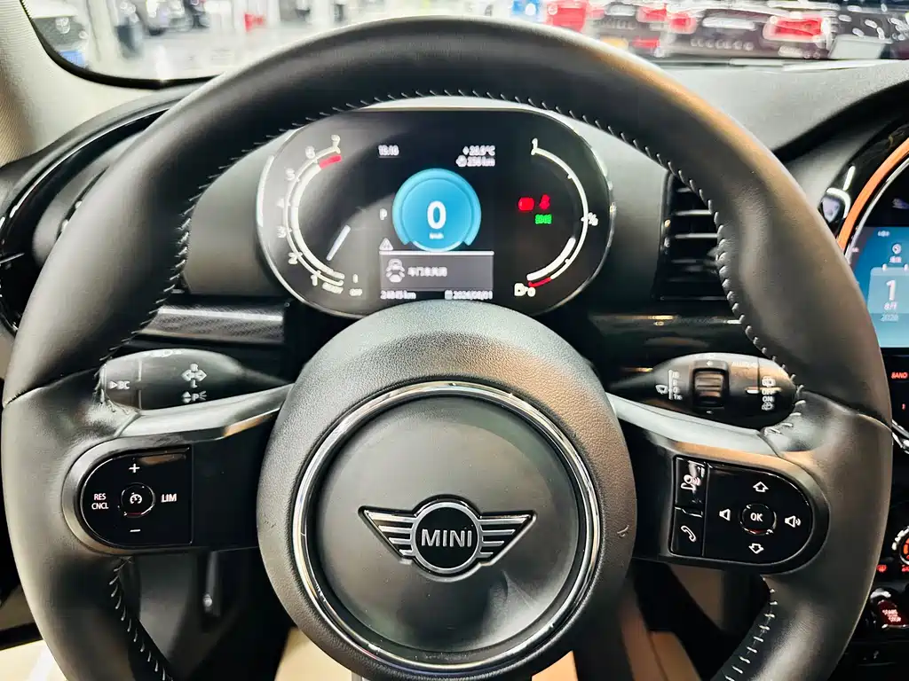 MINI Clubman 2021 — фото 43