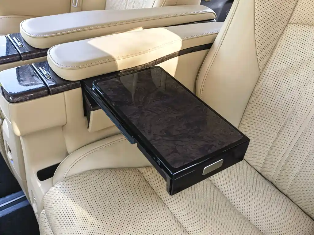 Toyota Vellfire 2020 — фото 32