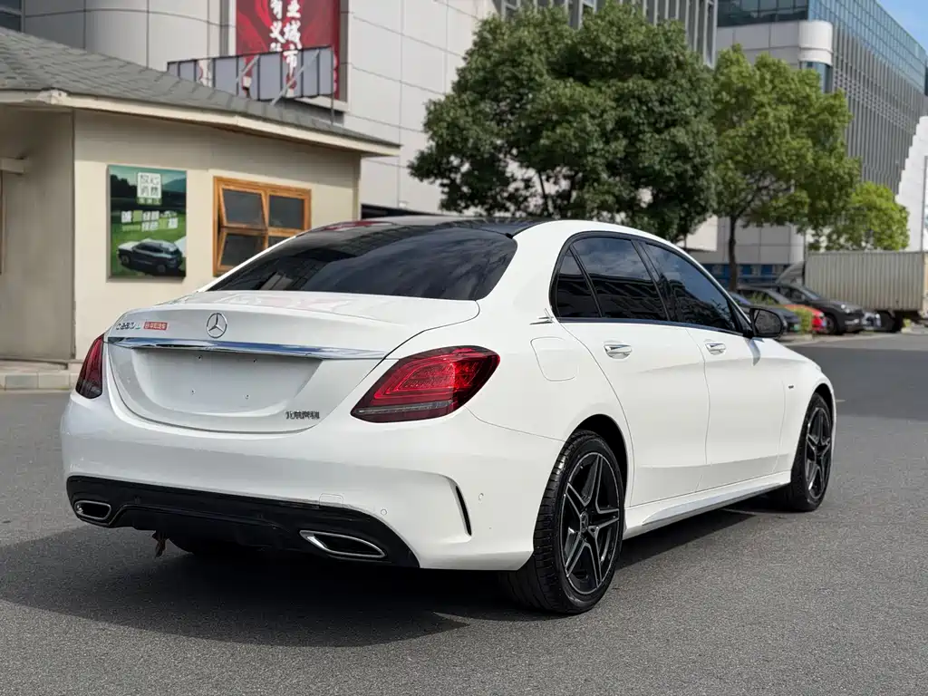 Mercedes-Benz C-Class 2021 — фото 15