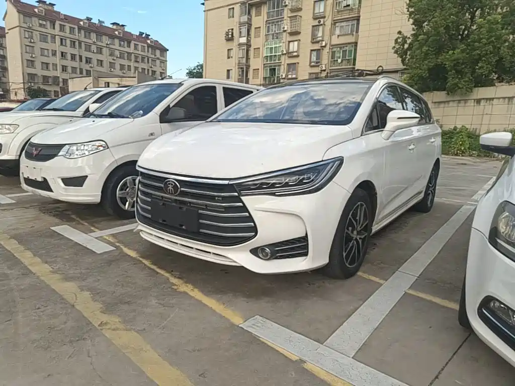 BYD Song MAX 2018 — фото 2