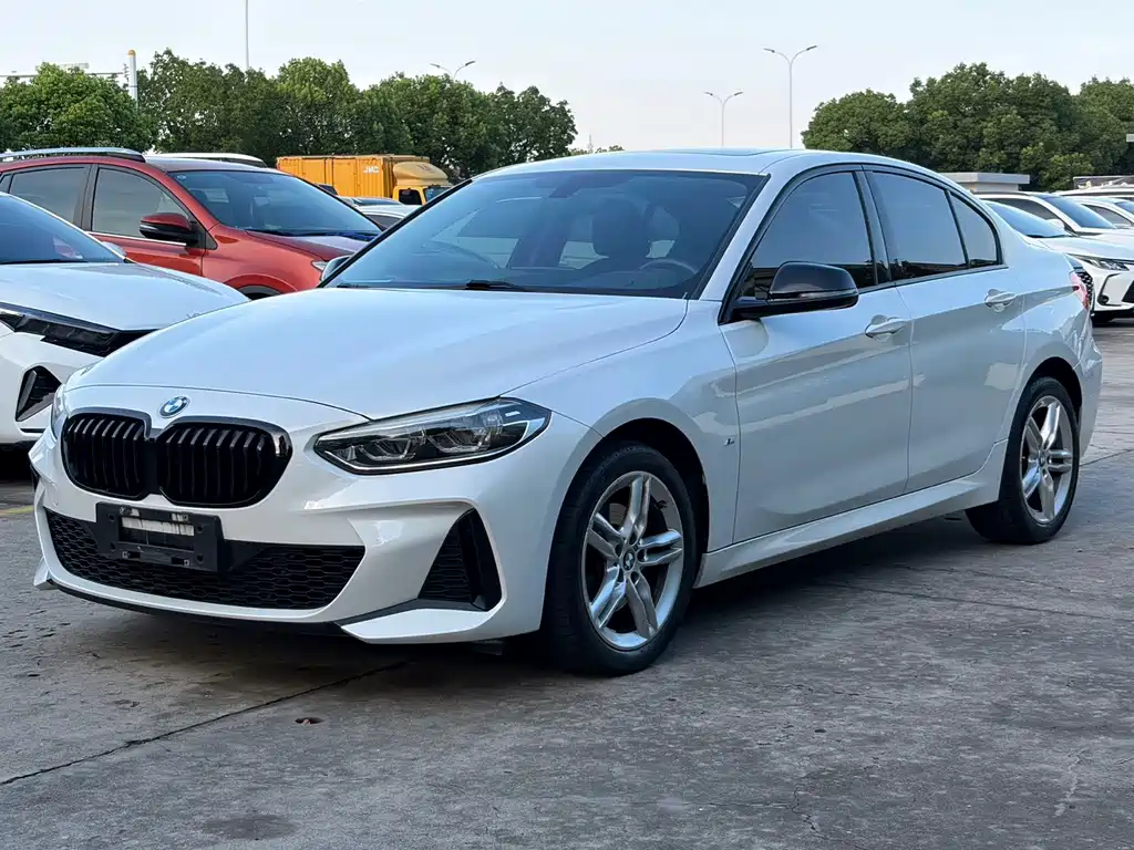 BMW 1 Series 2022