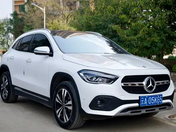 Mercedes-Benz GLA 2023