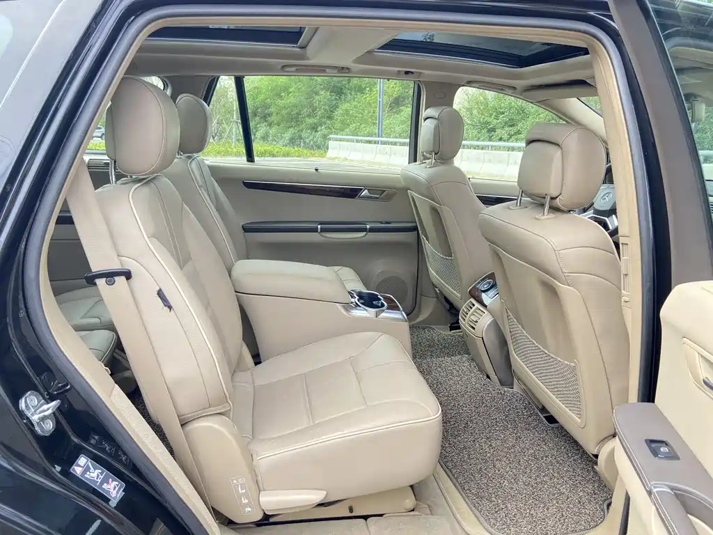 Mercedes-Benz R-Class 2013 — фото 11