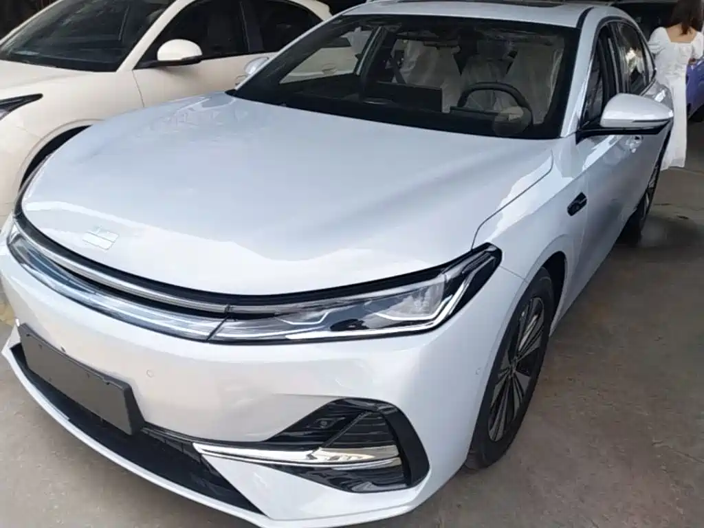 Geely Galaxy A7 EM 2026 — фото 2