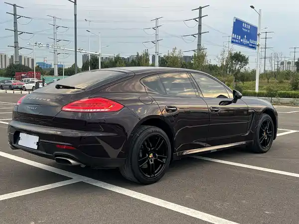 Porsche Panamera 2015