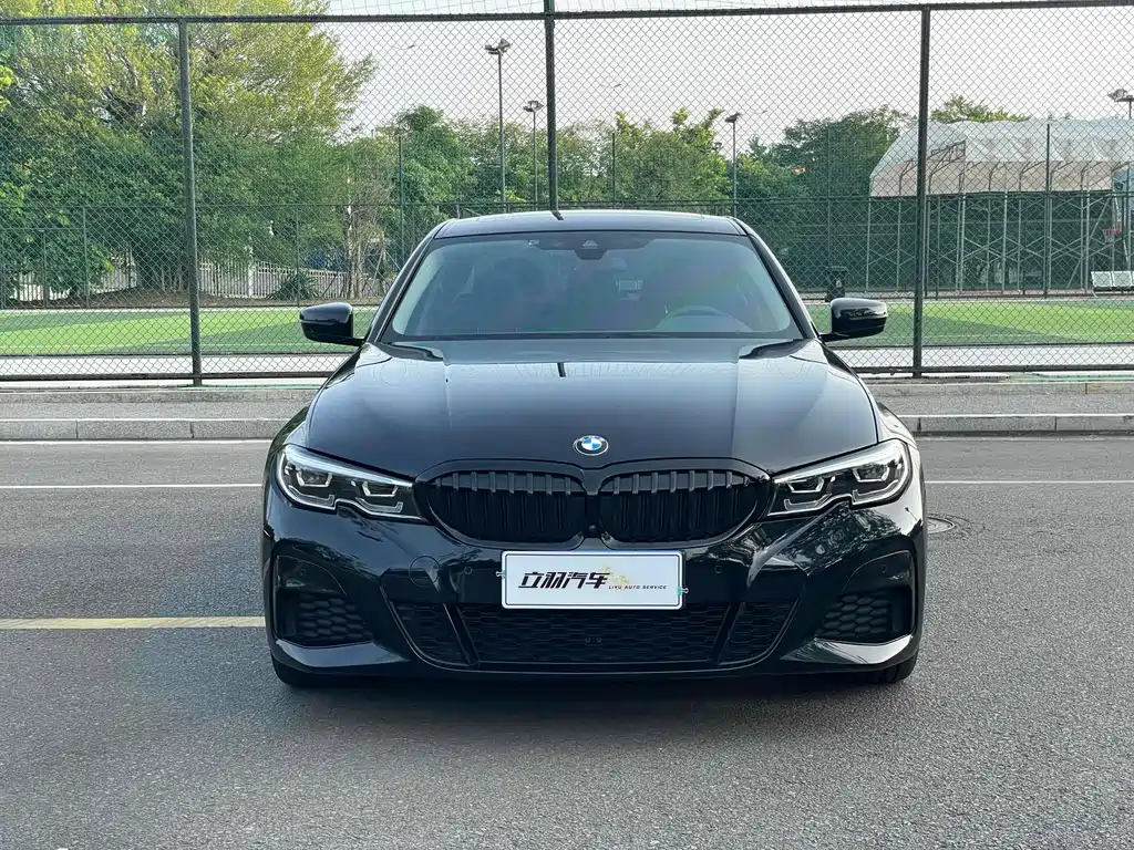 BMW 3 Series 2022