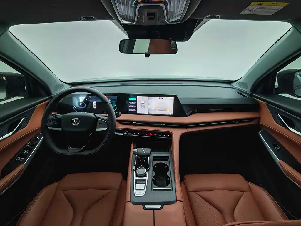 Changan CS75 PLUS 2025 — фото 11
