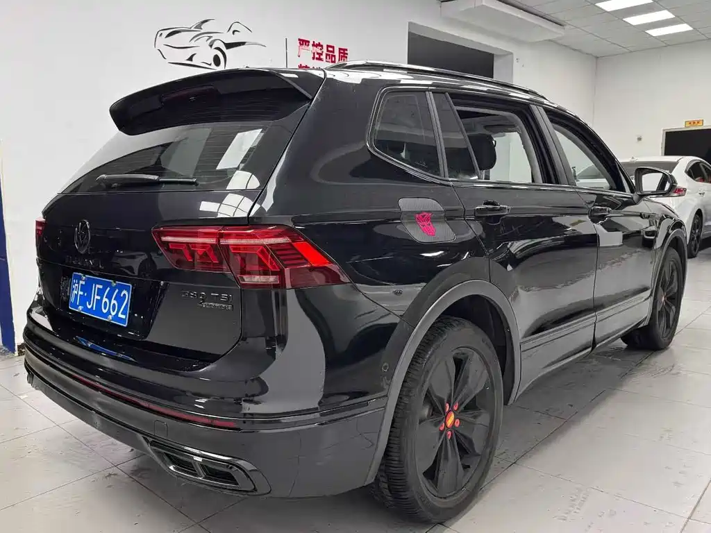Volkswagen Tiguan L 2022