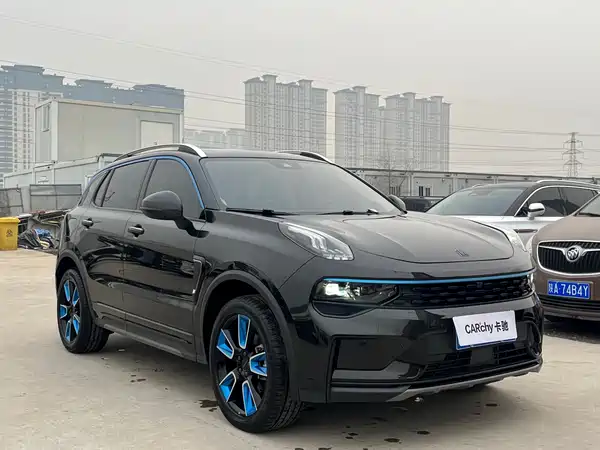 Lynk & Co 01 2022