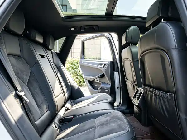 Porsche Macan 2020
