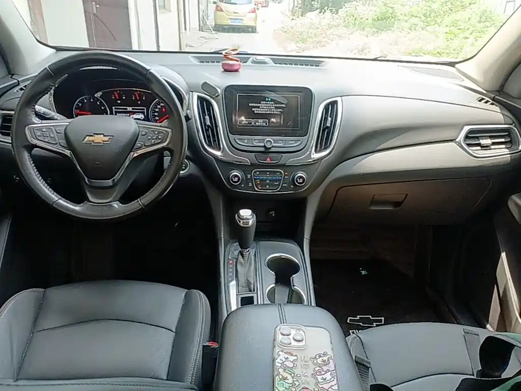 Chevrolet Equinox 2017 — фото 10