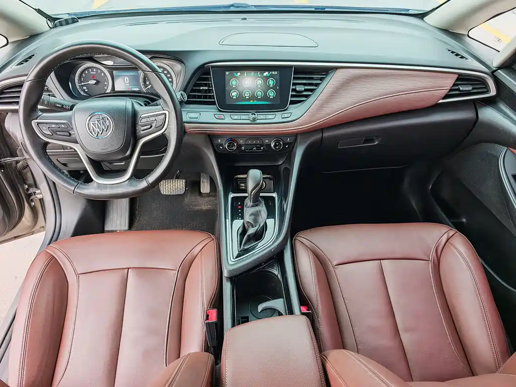 Buick GL6 2018 — фото 16