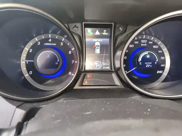 Changan CS75 2016