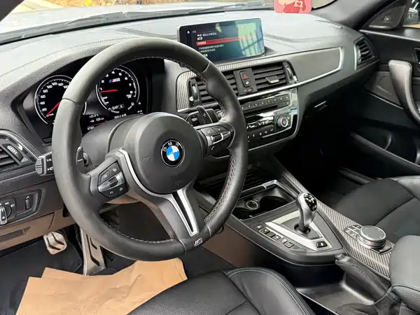 BMW M2 2019